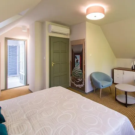 Oliva Boutique Hotel Zamardi