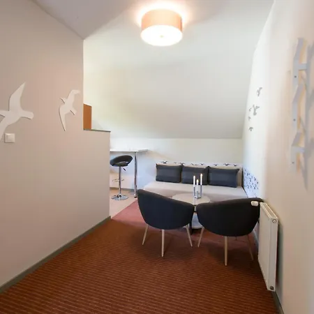 Oliva Boutique Hotel *