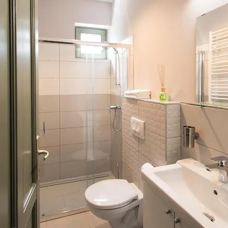 Oliva Boutique Hotel *