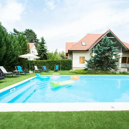 Oliva Boutique * Zamárdi