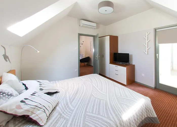 Oliva Boutique ホテル